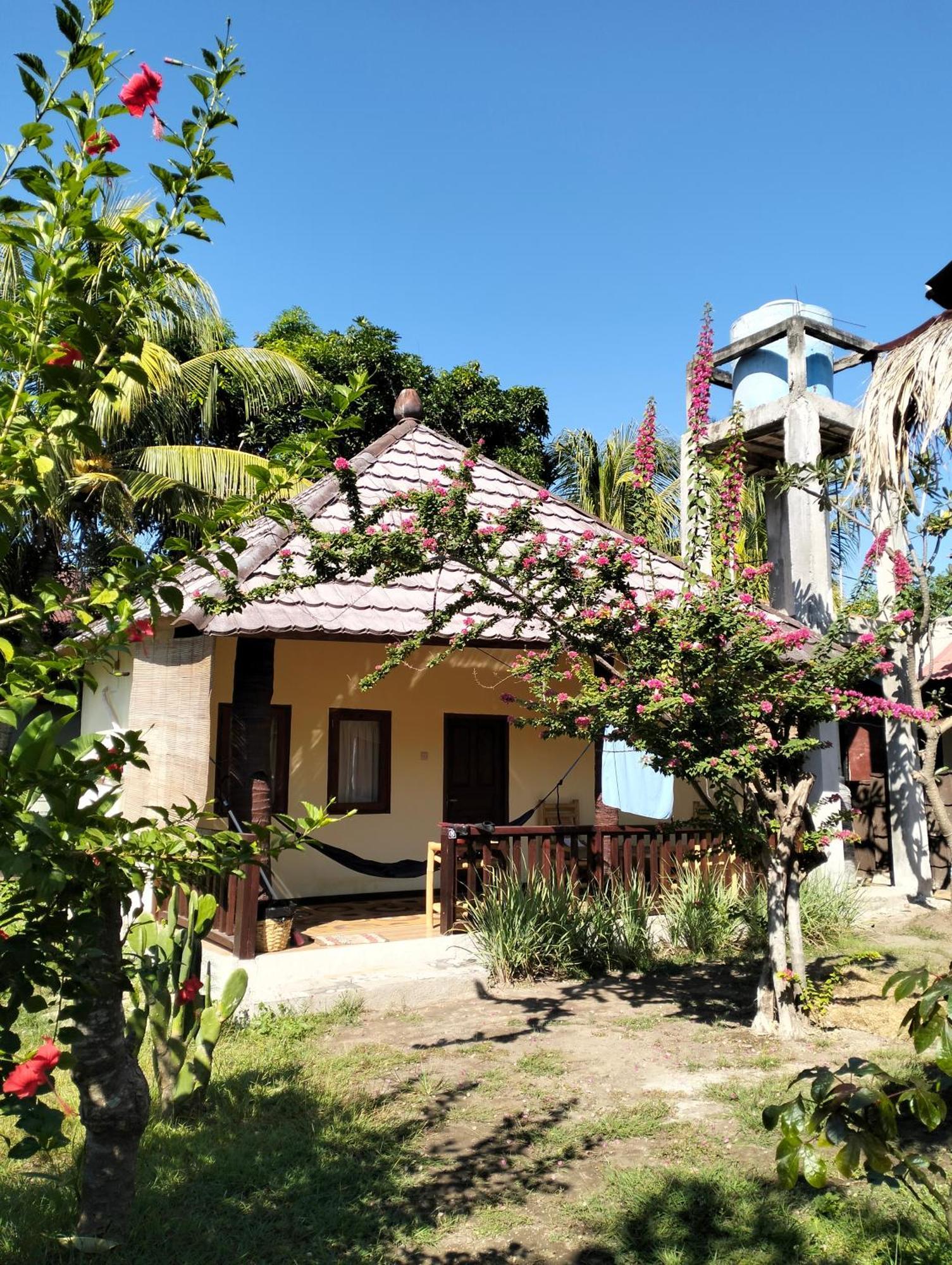 Tangga Bungalows Gili Air Extérieur photo